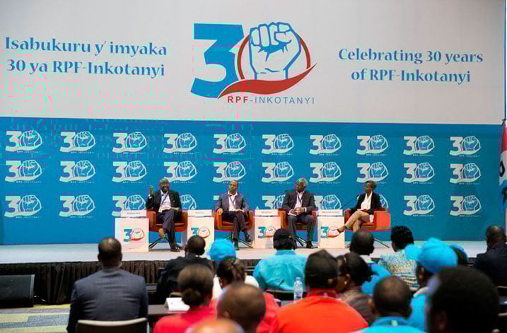 Kaberuka yahuriye muri iki kiganiro na Minisitiri Mushikiwabo, Gatare na Dr. Niyikiza