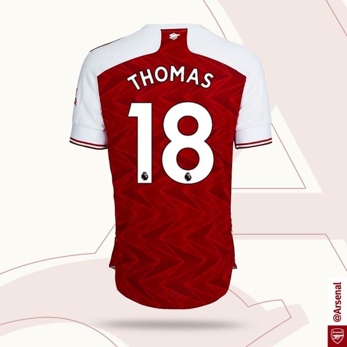 Thomas Partey azajya yambara numero 18 muri Arsenal