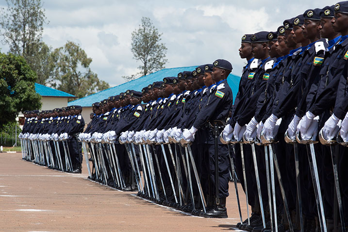 Bamwe mu bapolisi binjijwe mu ba Ofisiye bato ba Polisi y'igihugu ku ipeti rya Assistant Inspector of Police.
