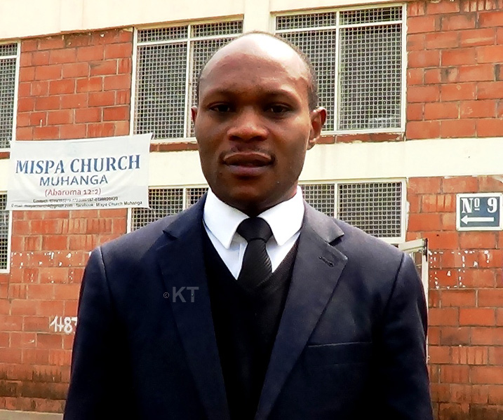 Pastor Musabyimana avuga ko ntakibazo gufungura itorero kukon'utubari dufunguka buri munsi