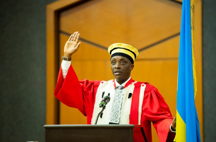 Umushinjacyaha Mukuru, Havugiyaremye Aimable, na we yarahiye