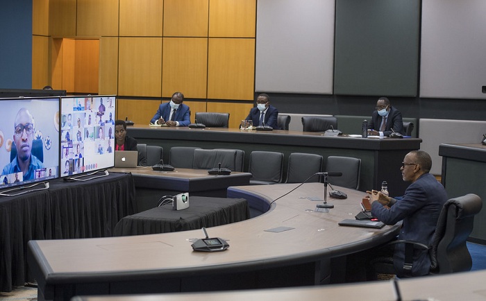 Perezida Kagame yaganiriye n'abanyamakuru ku ngingo zitandukanye