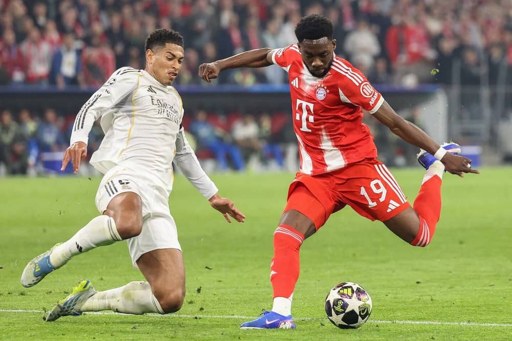 Alphonso Davies nawe winjiye asimbuye yafashije Bayern Munich mu kugarira ibumoso