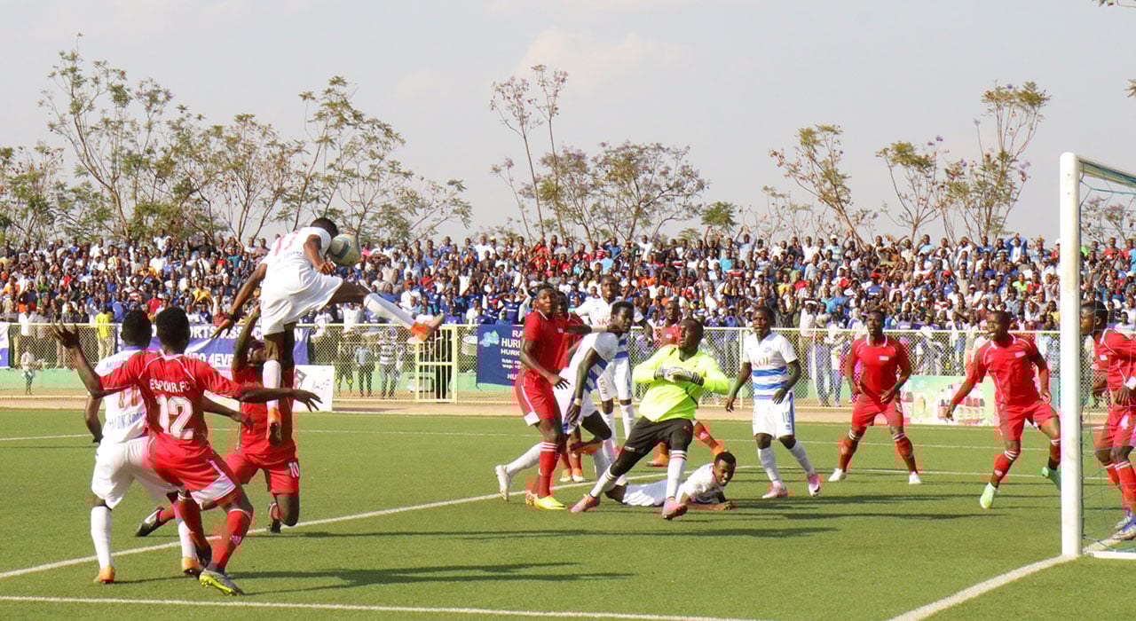 Mugheni Fabrice yari asimbutse ngo atsinde n'umutwe ariko biranga