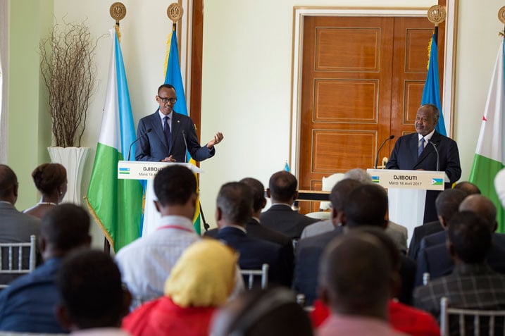 Perezida Kagame na Perezida wa Djibouti, Ismaïl Omar Guelleh bagiranye ibiganiro 