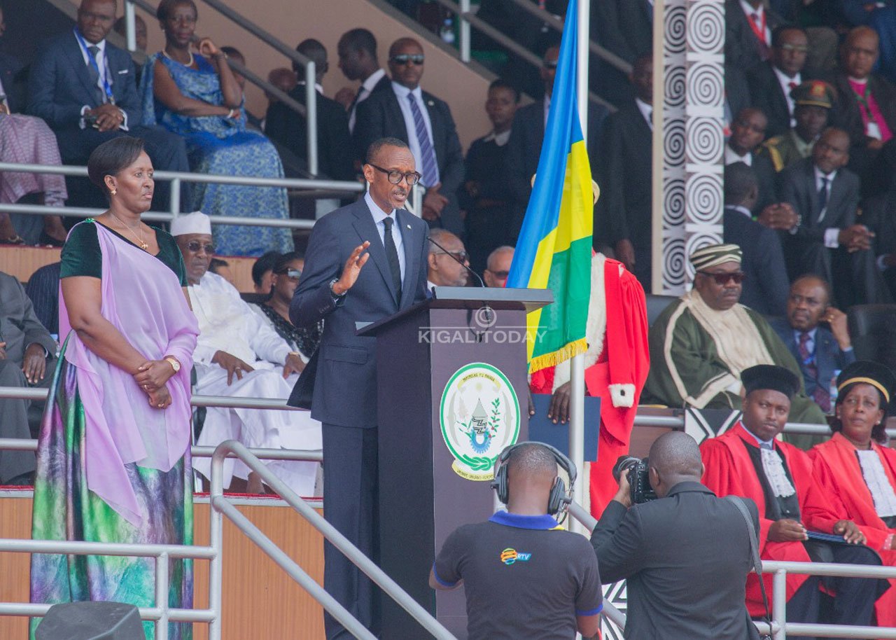 Perezida Kagame ari kurahira kuzayobora igihugu mu myaka irindwi iri imbere.