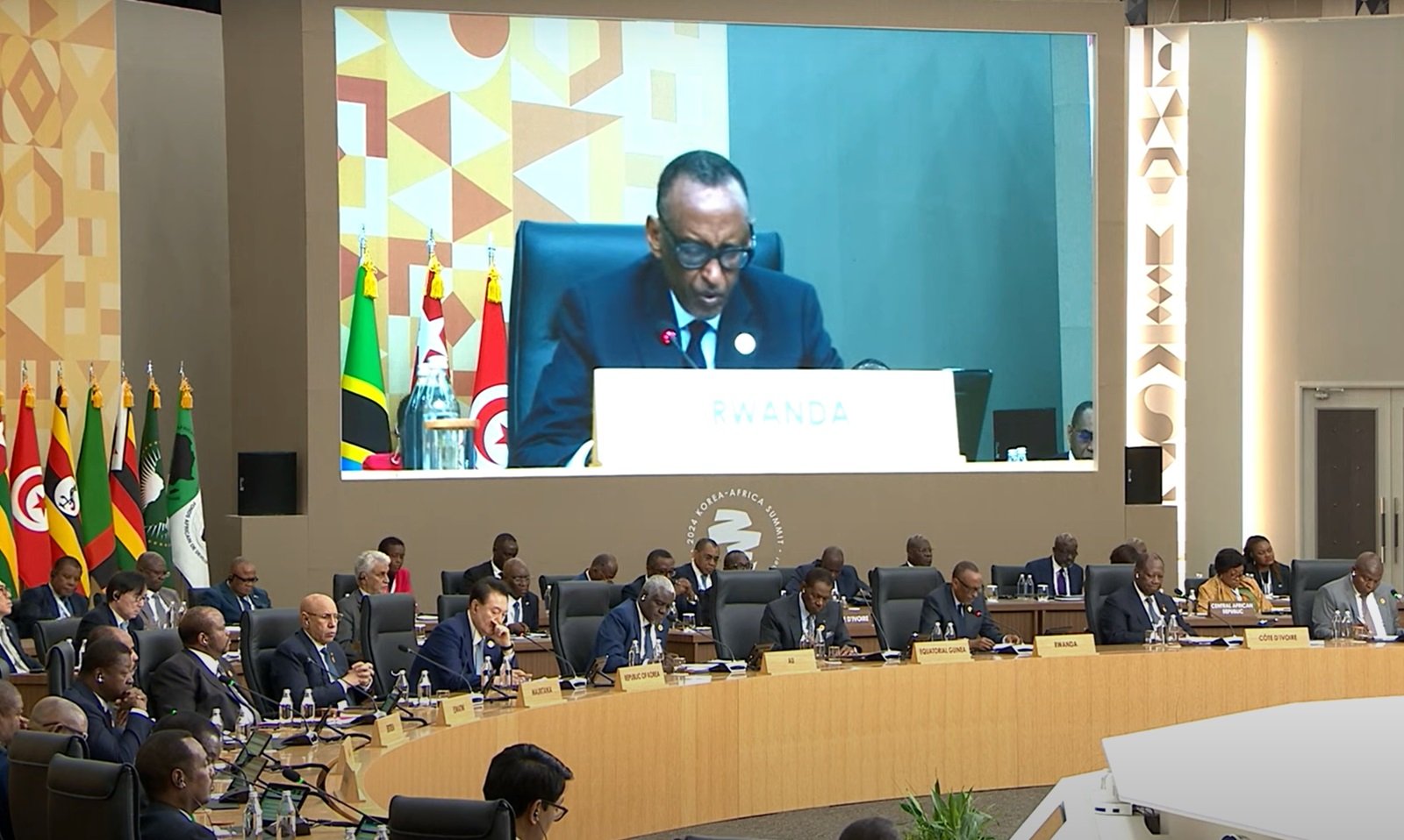 Perezida Paul Kagame, yagaragaje ko Umugabane wa Afurika ufite byinshi utanga nk