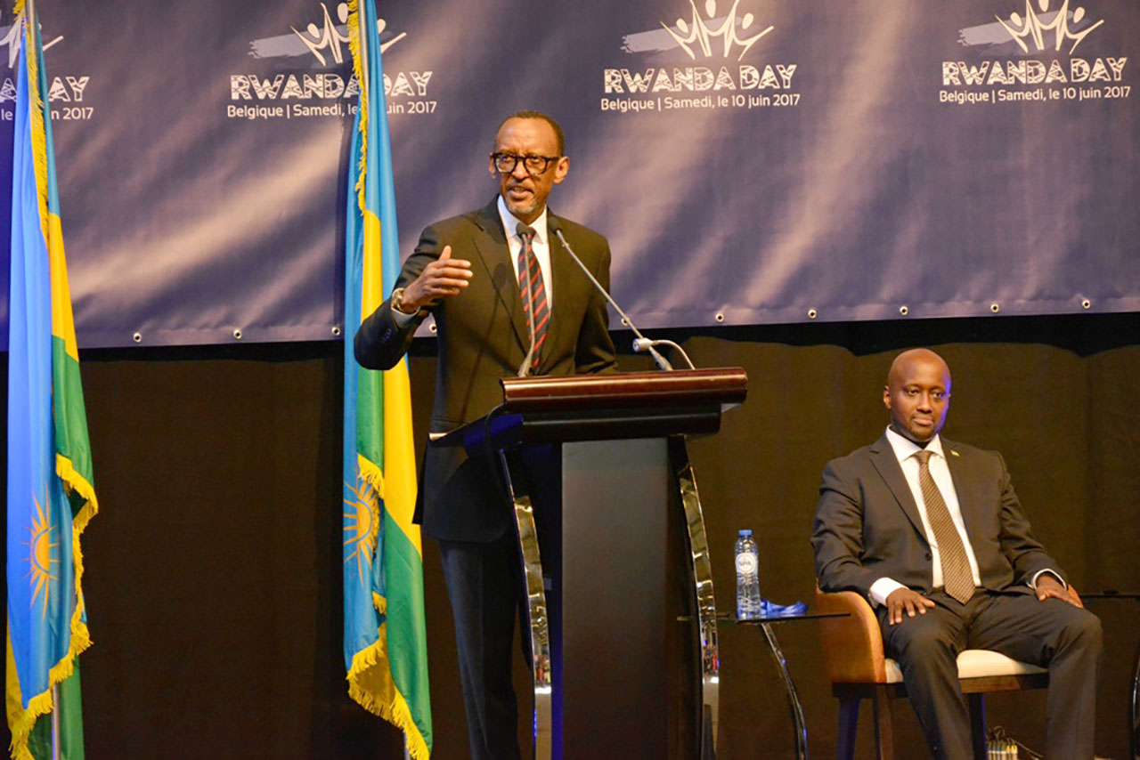 Perezida Kagame yibukije abanyarwanda baba hanze kuzuzanya n'Ababa mu gihugu kuko byuzuza u rwanda