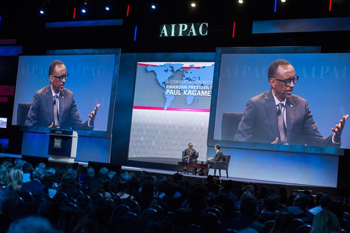 Perezida Kagame ubwo yatangaga ikiganiro 