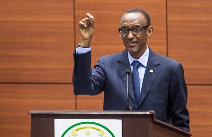 Perezida Kagame yavuze ko nta mpamvu yatuma Omar El Bashir akumirwa mu nama ya Afurika yunze Ubumwe, mu gihe abayiteguye bamutumira.