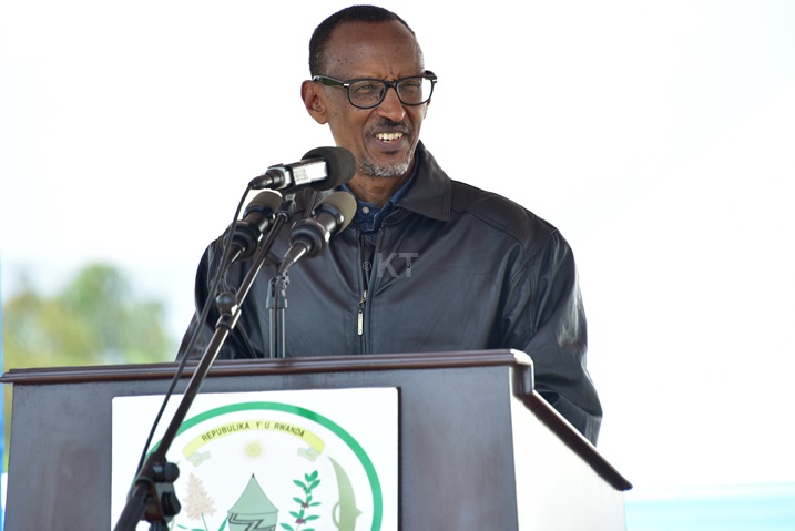 Perezida Kagame yasabye abaturage kubyaza umusaruro amahirwe bari kwegerezwa.