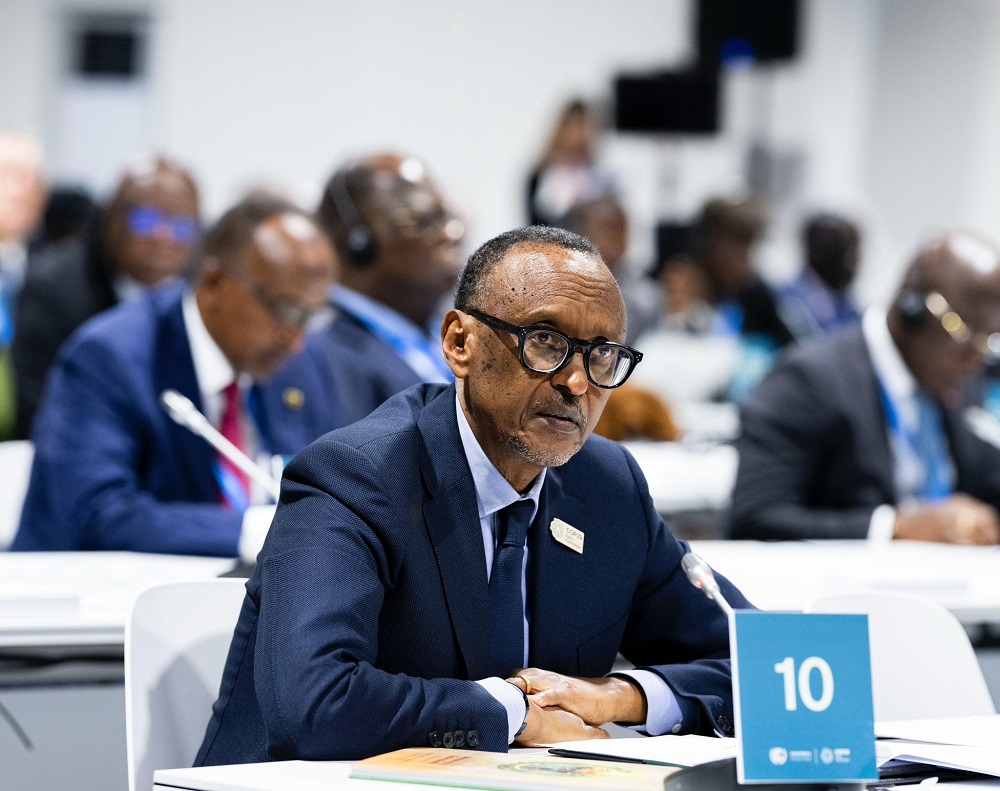 Perezida Kagame yagaragaje ko Afurika ifite intego yo gukomeza kugira uruhare mu guhangana n'imihindagurikire y'ibihe