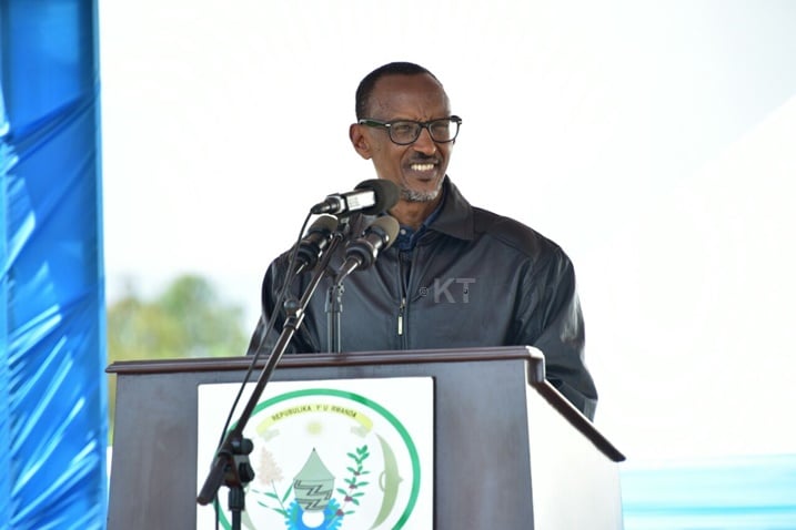 Perezida Kagame yizeje abaturage amajyambere, abasaba gukora cyane, buri wese icyo ashoboye.