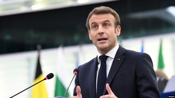 Perezida Macron Emmanuel w