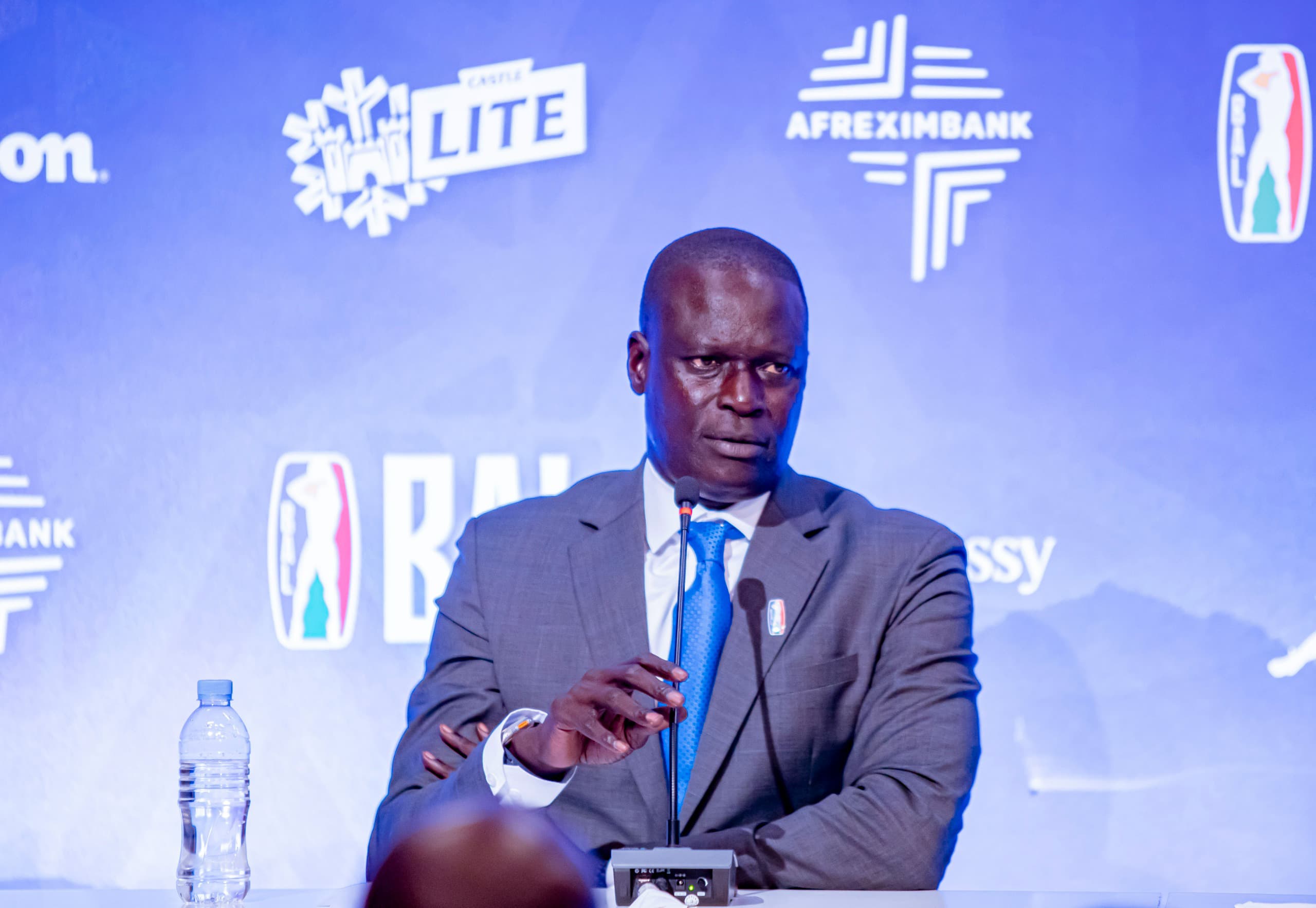 Perezida wa BAL Amadou Gallo Fall avuga ko akurikije umukino wa shampiyona yarebye y'u Rwanda yarebye nta kabuza Abanyarwanda bazitabira imikino ya BAL nubwo nta kipe yaho irimo