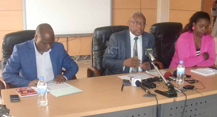 Perezida wa Komosiyo y'Amatora akangurira abanyarwanda kuzayitabira ku bwinshi