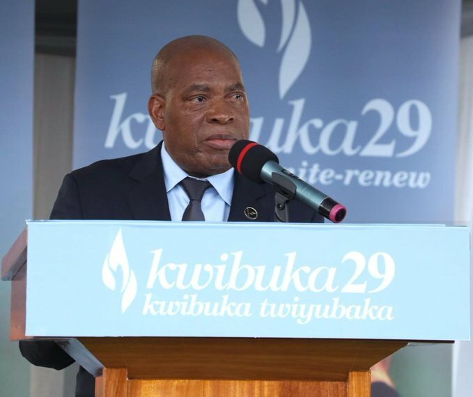 Perezida wa Sena, Dr. Kalinda François Xavier