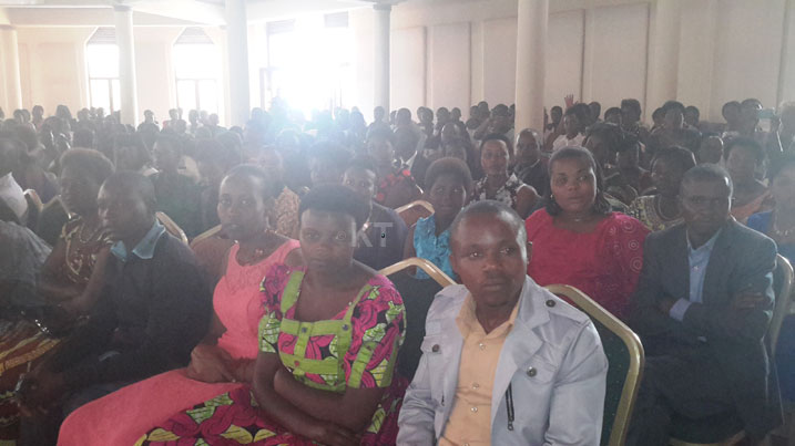 Ababyeyi barasabwa gufata igihe cyo kubana n'abana.