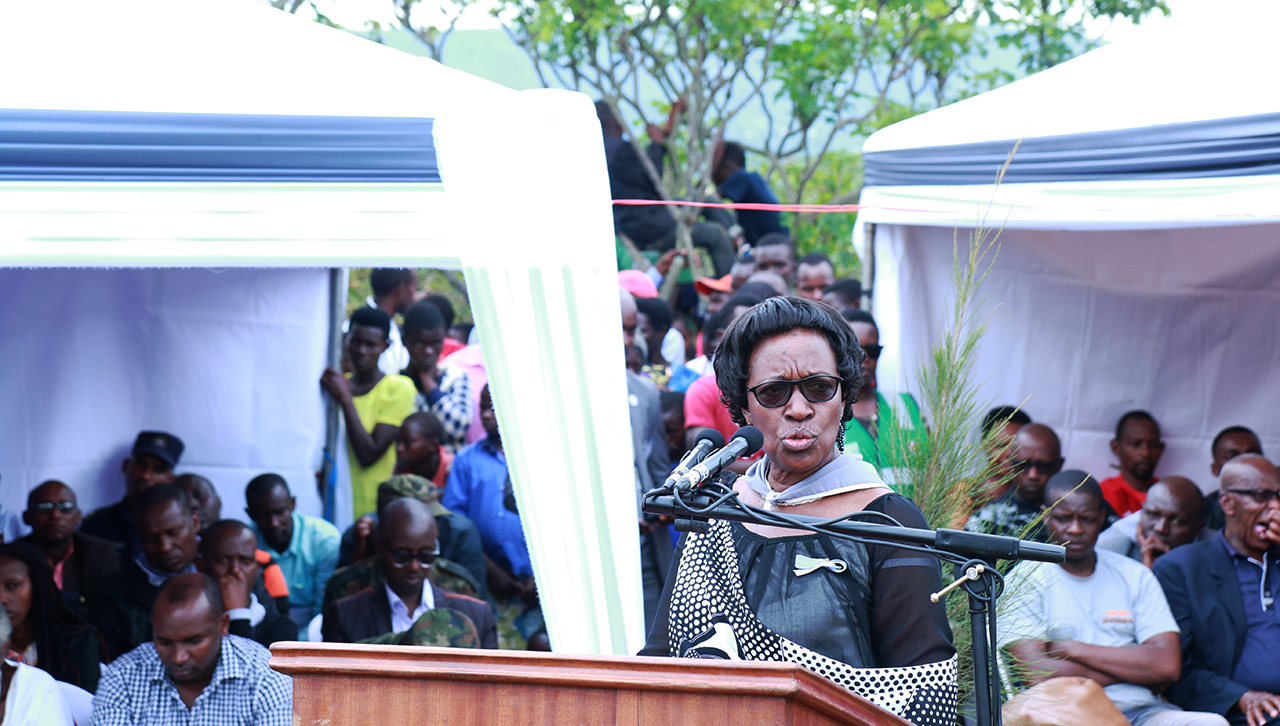 Depite Mukayuhi ashimira abahishe Abatutsi muri Jenoside 