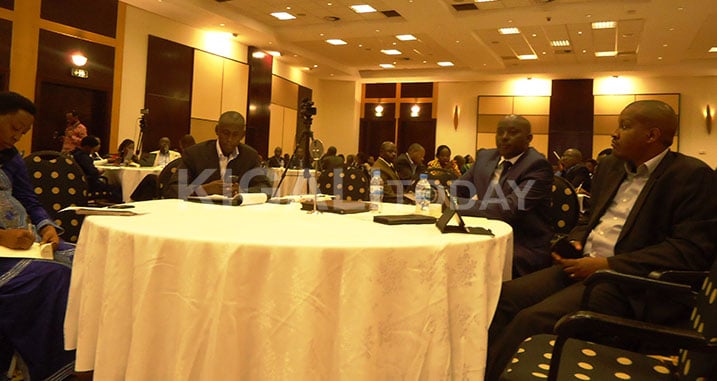 Abayobozi b'uturere tugize Umujyi wa Kigali, abahagarariye amadini n'imiryango nterankunga itandukanye, bitabiriye inama yiga ku iyubahirizwa ry'uburinganire.