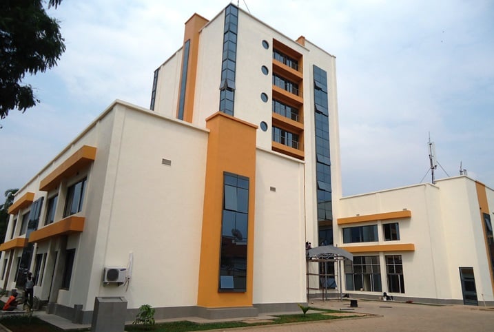 Inyubako y'icyicaro gikuru cy'Itorero ry'abadiventiste b'umunsi wa karindwi mu Rwanda .