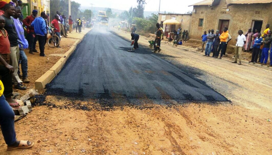 Umuhanda Nyamirambo-Ruriba (kuri Nyabarongo) uzaba wamaze gukorwa mu myaka ibiri iri imbere