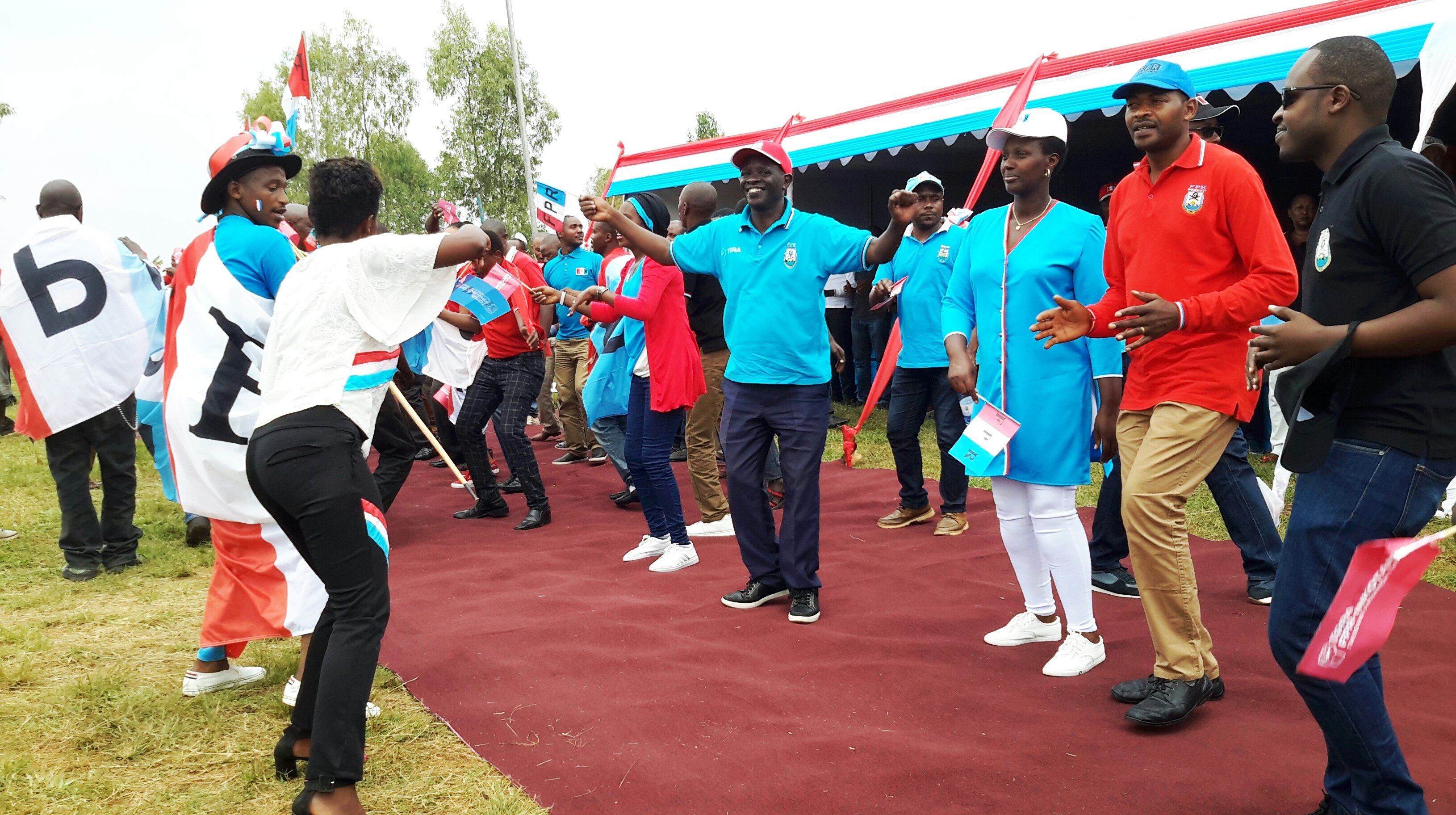 Abanyamuryango ba FPR-Inkotanyi mu karere ka Gasabo basoreje ibikorwa byo kwamamaza abakandida-Depite mu murenge wa Gikomero