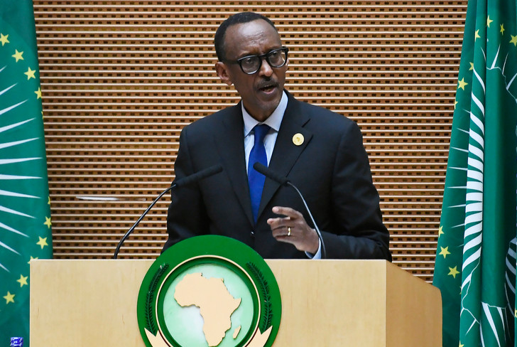 Perezida Kagame asanga Abanyafurika ari bo bagomba kwikemurira ibibazo