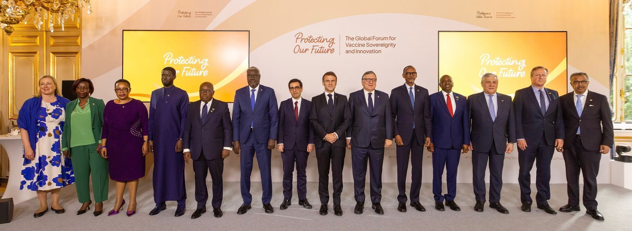 Perezida Kagame yitabiriye inama ku gukora inkingo ihuza u Bufaransa na Afurika Yunze Ubumwe 
