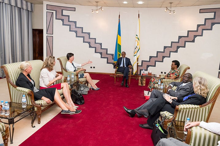 Perezida Kagame aganira n