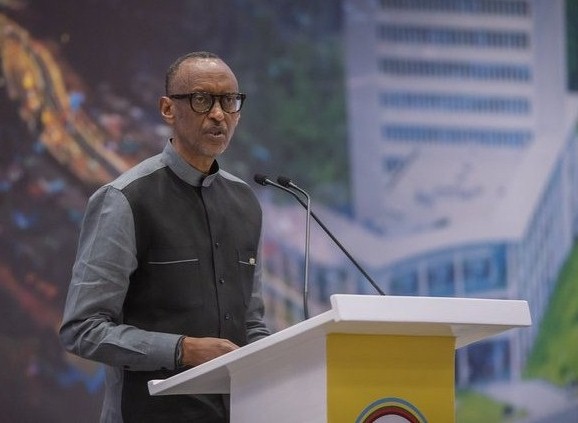 Perezida Kagame ahamya ko umuyobozi ukora adatekereza iterambere ry