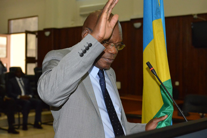 Dr Iyamuremye Augustin, perezida w