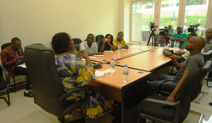 Minisitiri Mukantabana yahaye ikiganiro abanyamakuru asobanura uko icyumweru cyo gukumira ibiza giteguye.