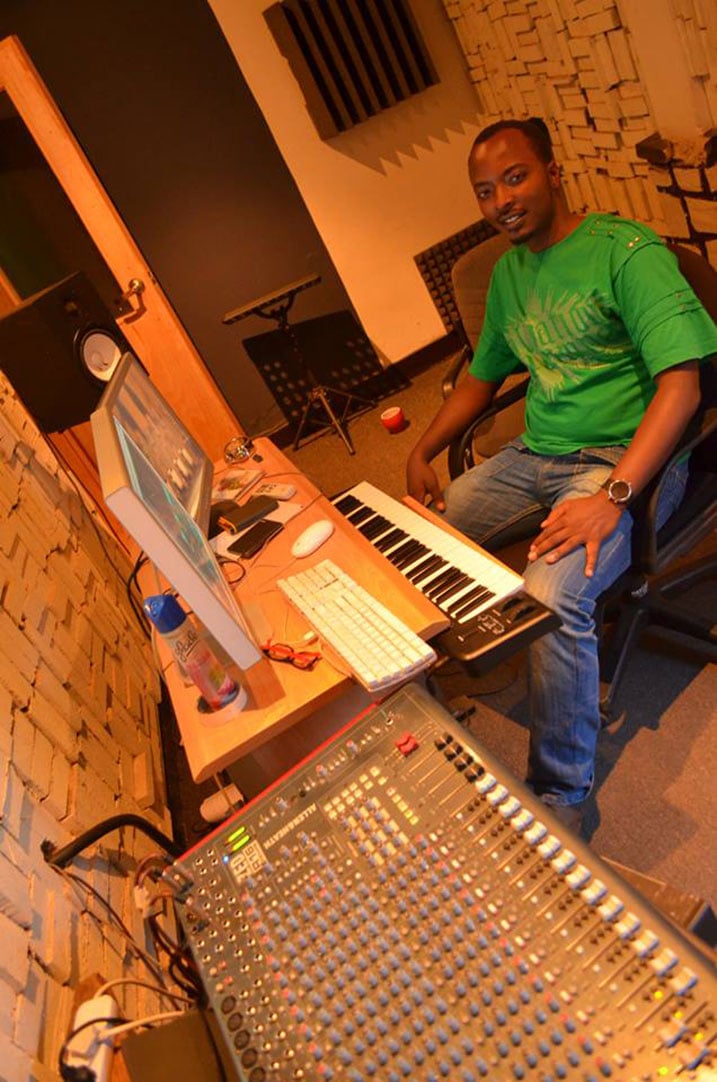 Producer Bob yababajwe n'uko ikibazo cyagiye mu itangazamakuru kandi bari kugikemura. 