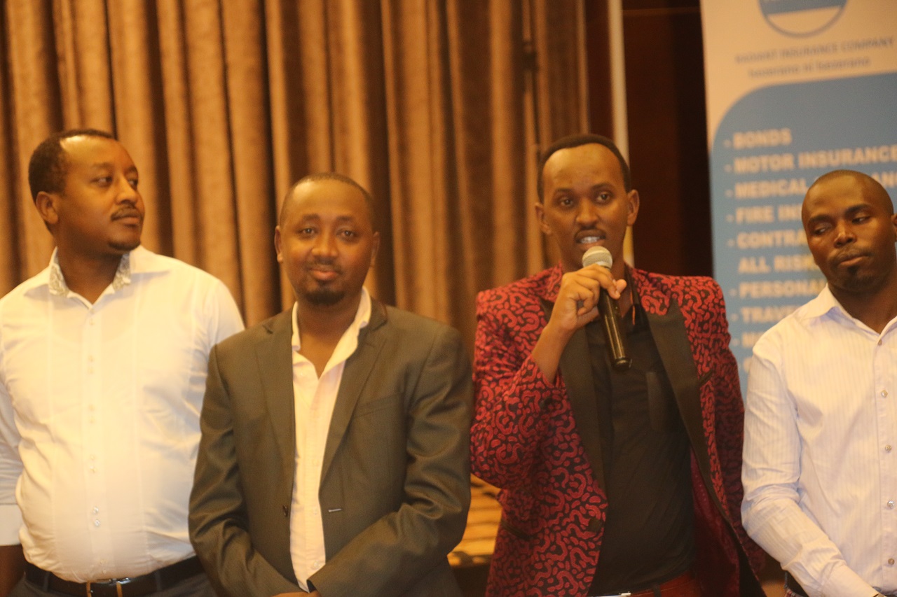 Abayobozi b'amatsinda atandukanye bahawe umwanya wo kugira icyo bavuga kuri aya masezerano