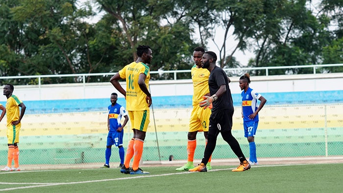 Shampiyona izatangira nta mufana wemerewe kwinjira muri stade