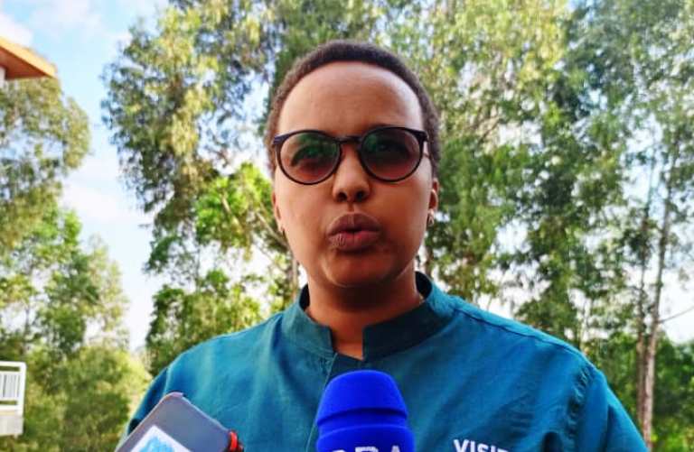 Ariela Kageruka avuga ko hari inguge zo muri Pariki ya Nyungwe zigaragara mu gace ka Nyaruguru gusa