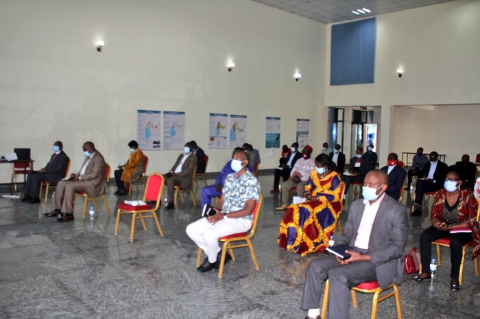 Abayobozi b'uturere n'amatorero bitabiriye iyi nama 