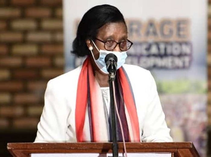 Rose Rwabuhihi yemeye ko imfashanyigisho bagiye kuzishaka