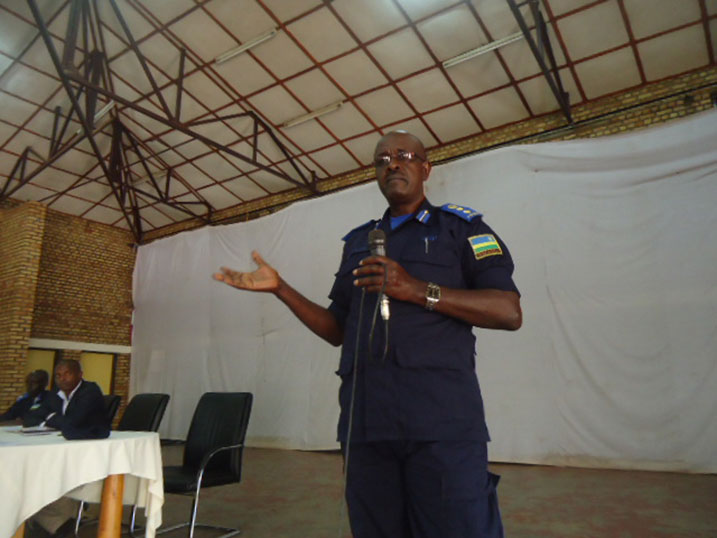 CSP Mukama asaba abazi abahungabanya umutekano kubagaragaza bagakumirwa batarahungabanya umutekano mu minsi mikuru.