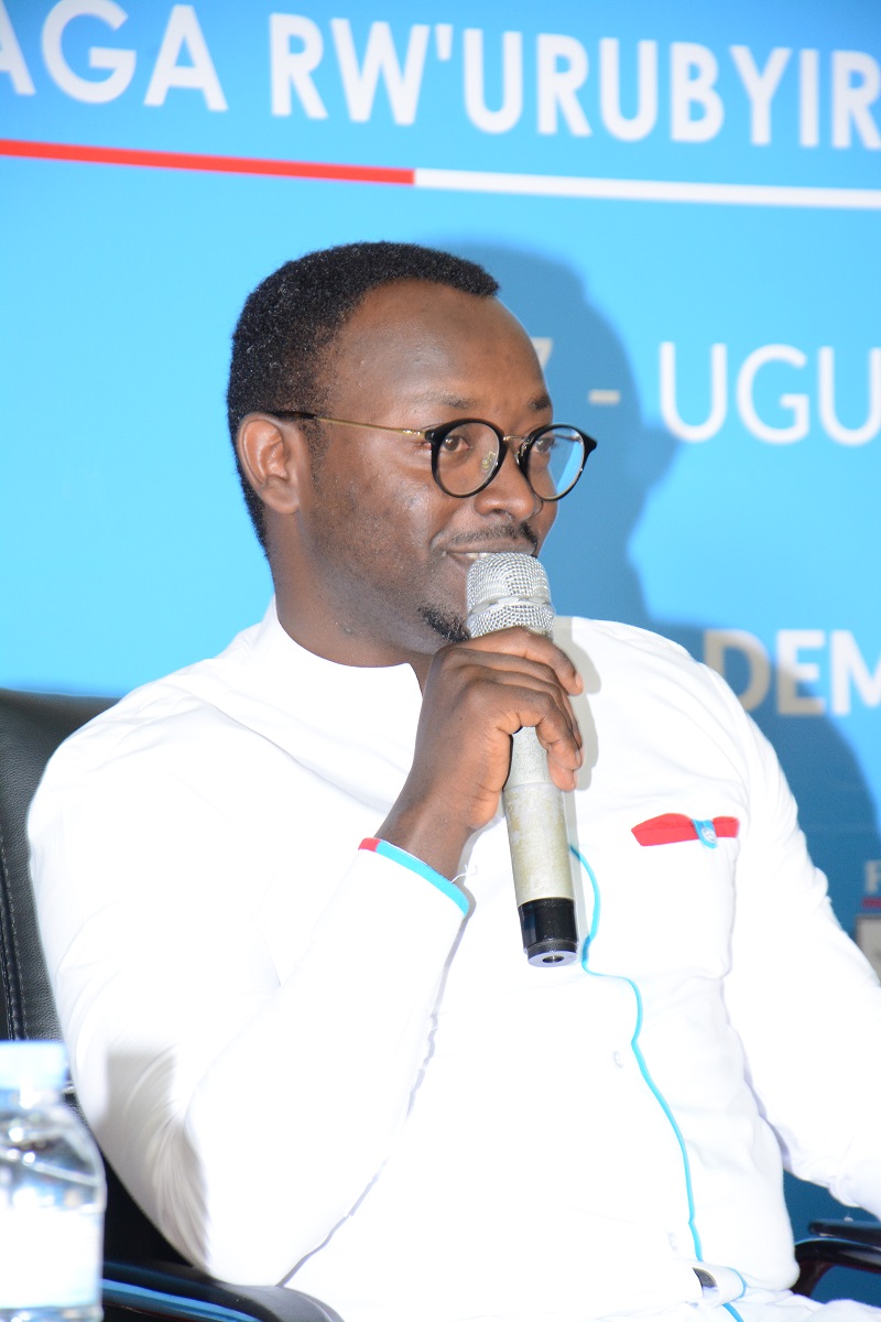 Emmanuel Tuyisenge watangije ikigo cy'ubwubatsi cyitwa ‘TEMACO Builders' yasangije abandi ubunararibonye
