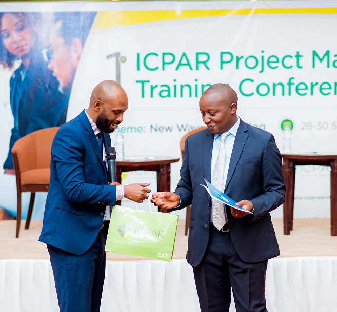 Umuyobozi wa ICPAR n'umunyamabanga uhoraho muri Minisiteri y'ibikorwa remezo 
