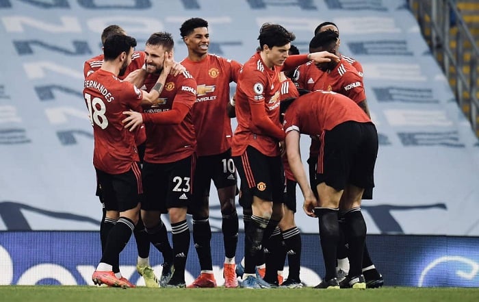 Abakinnyi ba Manchester United bishimira igitego cya Kabiri