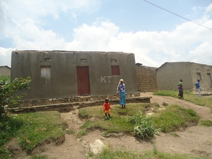 Umuyaga ukunze gusambura amazu.