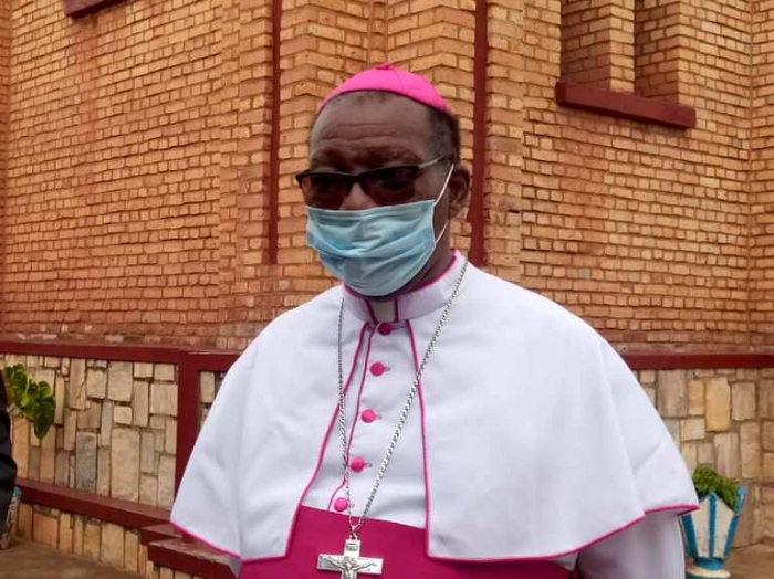 Musenyeri Filipo Rukamba akangurira abakirisitu kwikingiza Covid-19