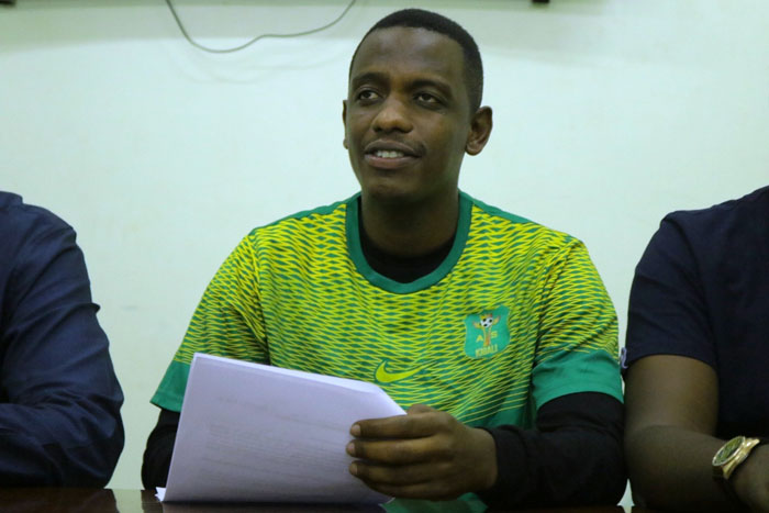 Rusheshangoga Michel yasinye amasezerano y