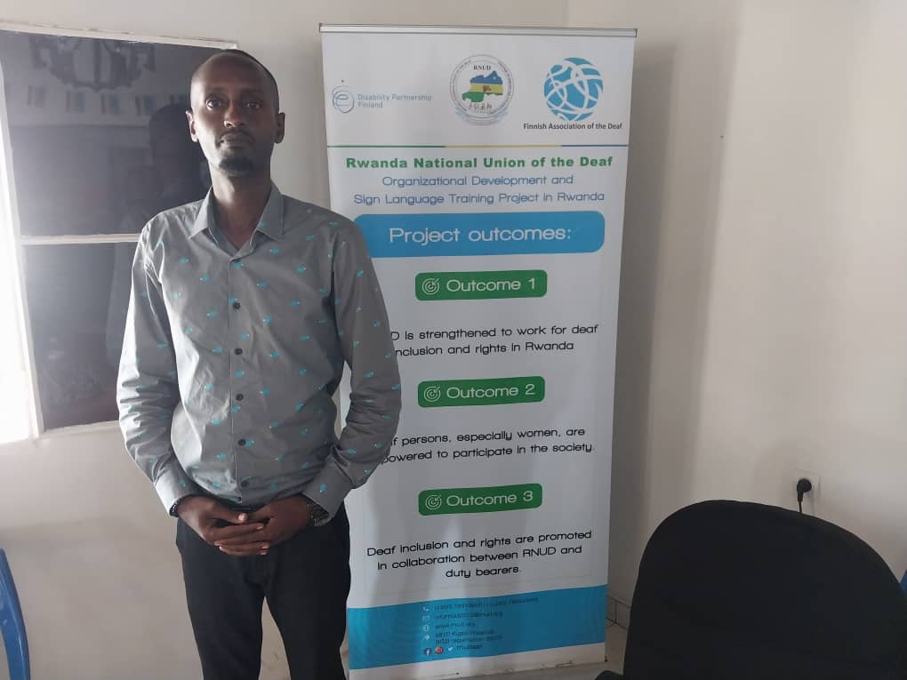Rwaka asanga umuntu ufite ubumuga akwiye kugira uburenganzira nk