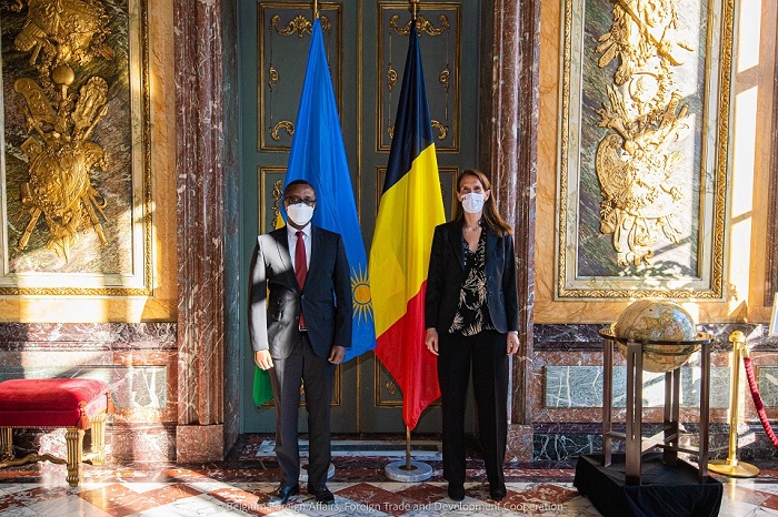 Minisitiri Vincent Biruta ubwo yari kumwe na Sophie Wilmès muri Mata uyu mwaka