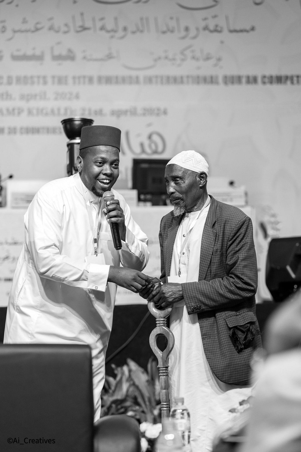 Barayata Hamisi waturutse i Burera na we yahawe ishimwe ry'Amadolari 50 (abarirwa mu bihumbi 65 Frw)