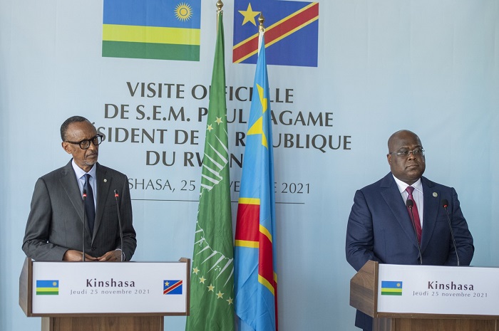 Perezida Kagame na mugenzi we wa RDC, Félix Tshisekedi mu nama yiga ku myitwarire y
